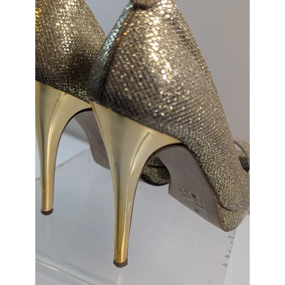 Michael Kors York Platform Gold Metallic Leather Size - 6M